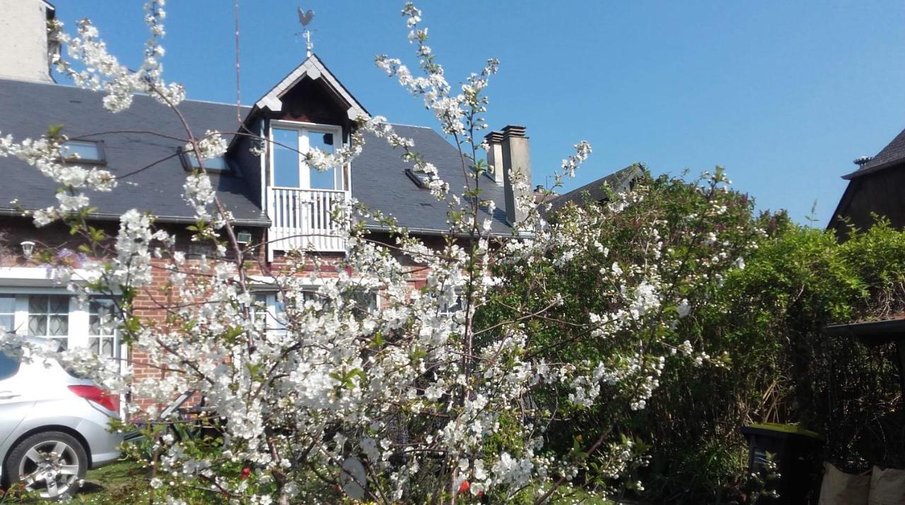 Vacances Paisibles Sur La Cote Fleurie. تروفيي سور مير المظهر الخارجي الصورة